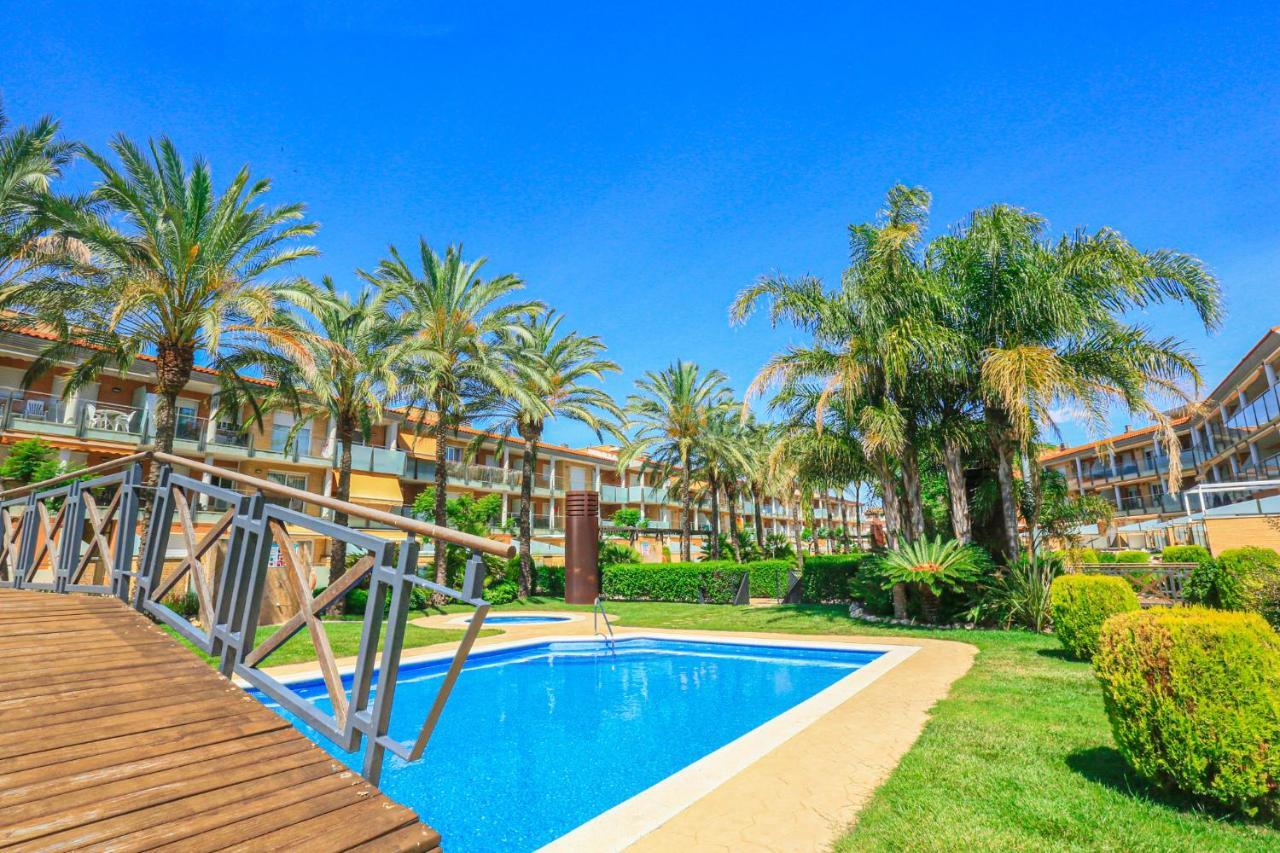 Апартаменты Port Marino Litoral Costa Dorada - Only Families Камбрильс Экстерьер фото